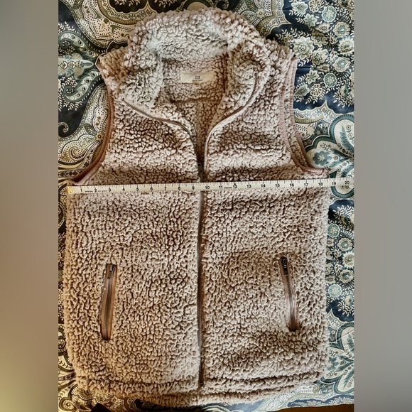 Thread & Supply Sherpa Zip Up Vest Cream Small - Picture 7 of 8